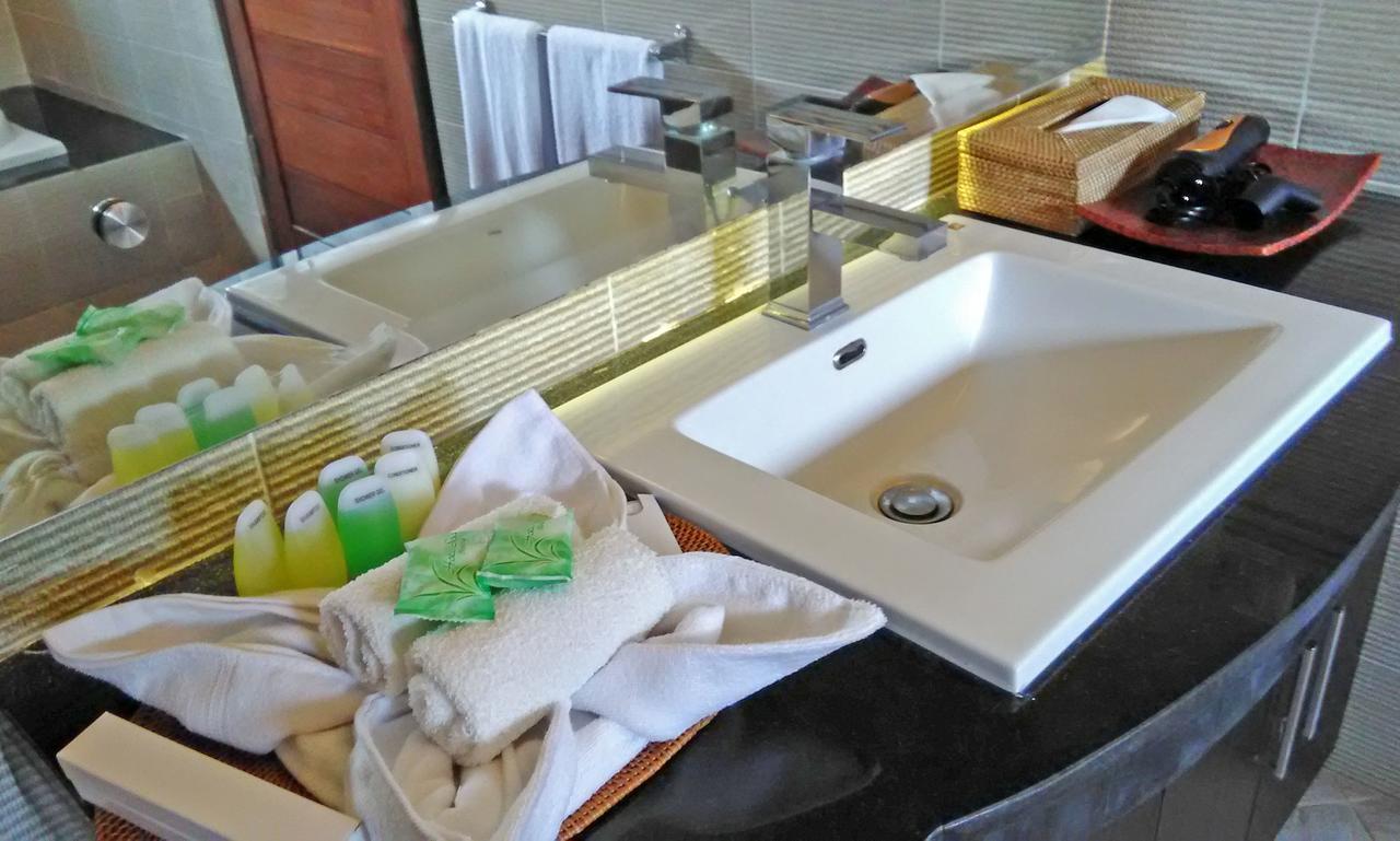 Star Sand Beach Resort Sekotong Eksteriør bilde